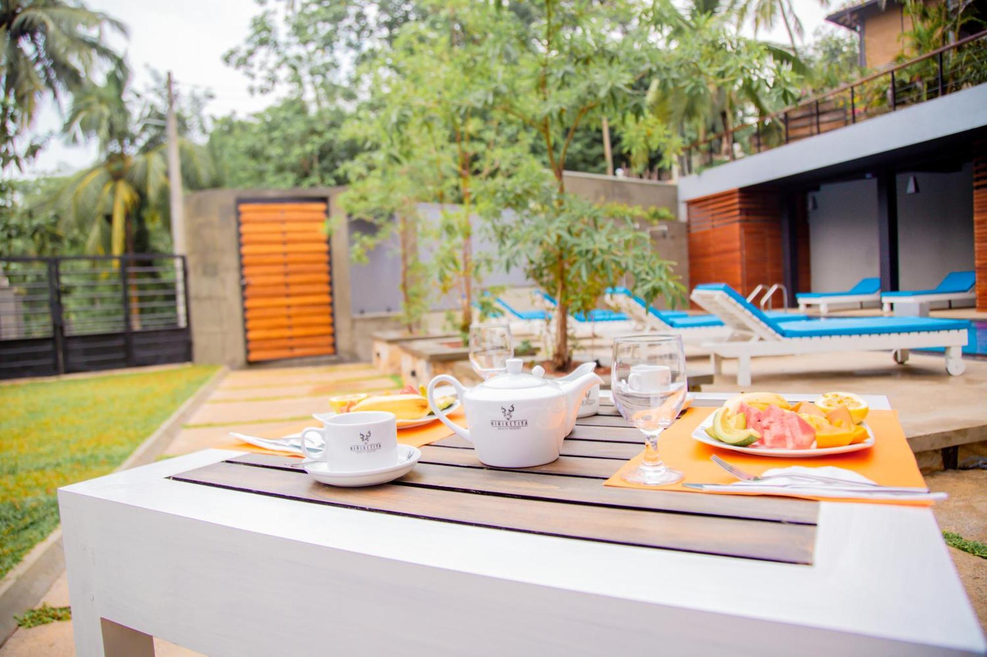 דיקוולה Hiriketiya Beach Hostels מראה חיצוני תמונה
