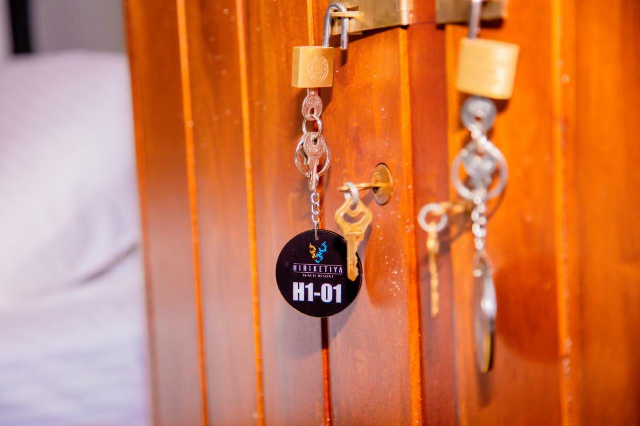 דיקוולה Hiriketiya Beach Hostels מראה חיצוני תמונה